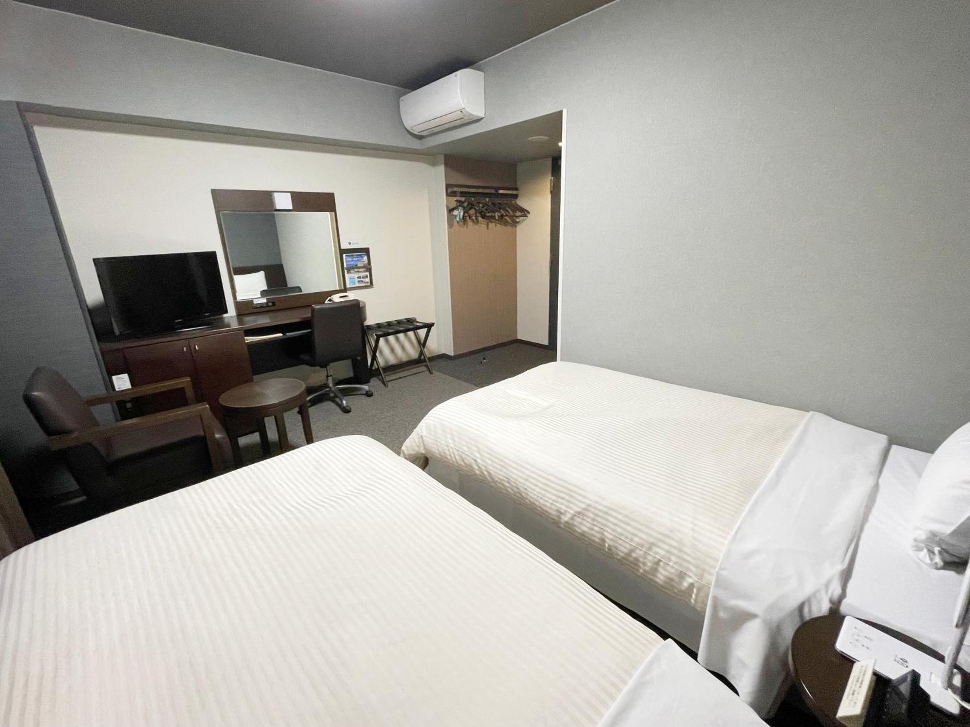 Hotel Route-Inn Ashikaga-2 Exterior foto